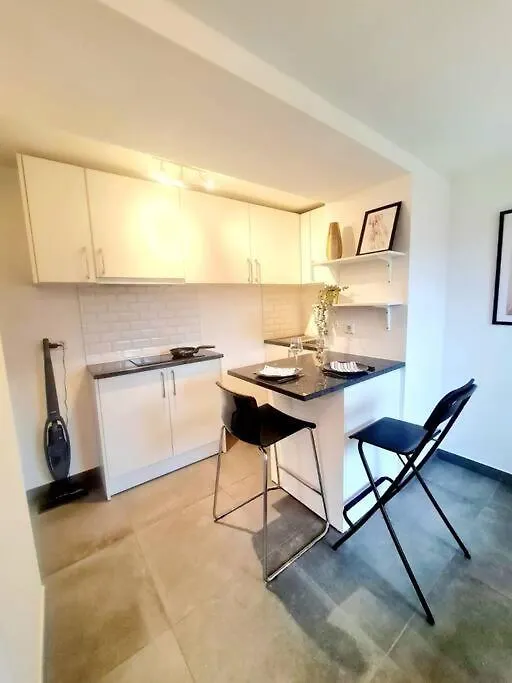 New Studio In Center- Bon23 Luxembourg Apartment